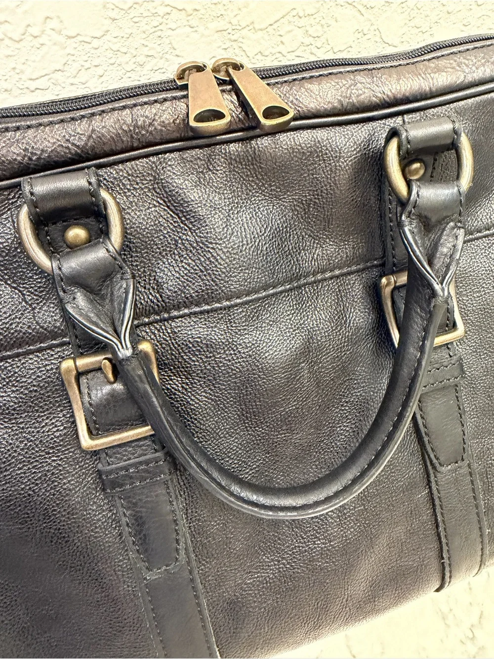 Fossil MBG9011 Black Cowhide Leather Briefcase Laptop Work Bag Shoulder Strap